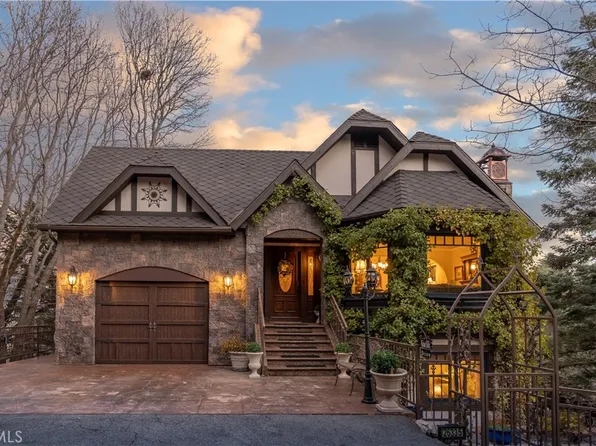 26335 Walnut Hills Dr, Lake Arrowhead, CA 92352