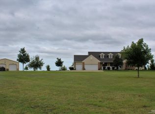 1605 Ottawa Rd, Salina, KS 67401