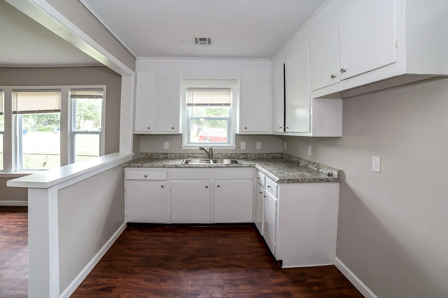 Full gut remodel! All new everything!! Come check it out. — Photo 3