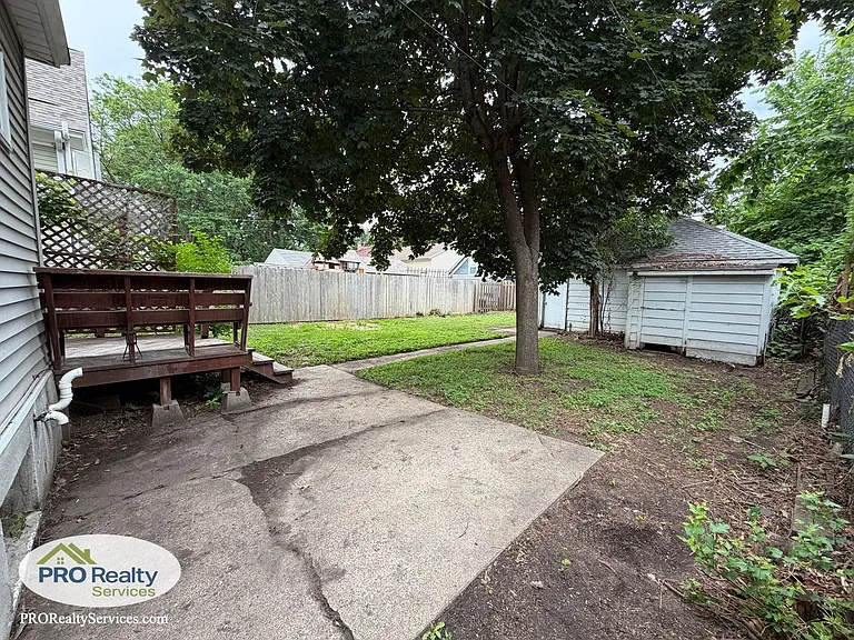 826 Thomas Ave — Photo 22