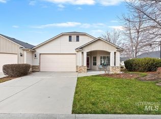 403 Golden Eagle Ln, Eagle, ID 83616