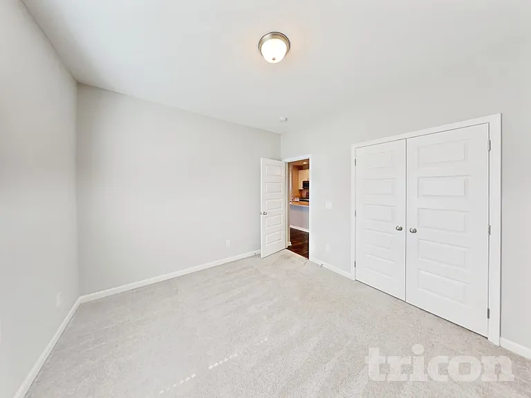 1022 Cyril Dr — Photo 11