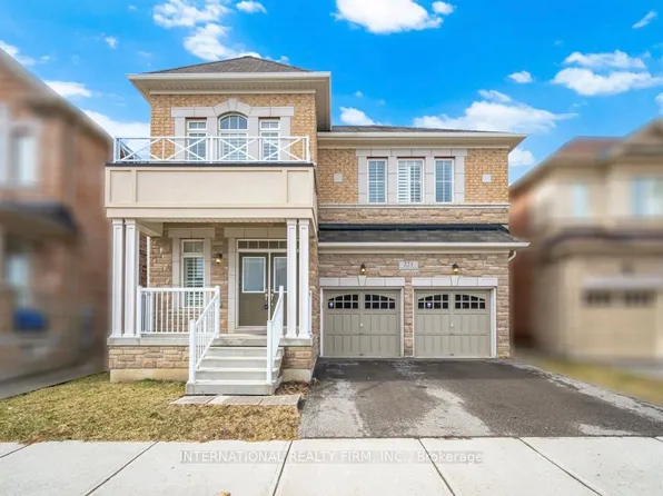 221 Etheridge Ave N, Milton, ON L9E 1H6