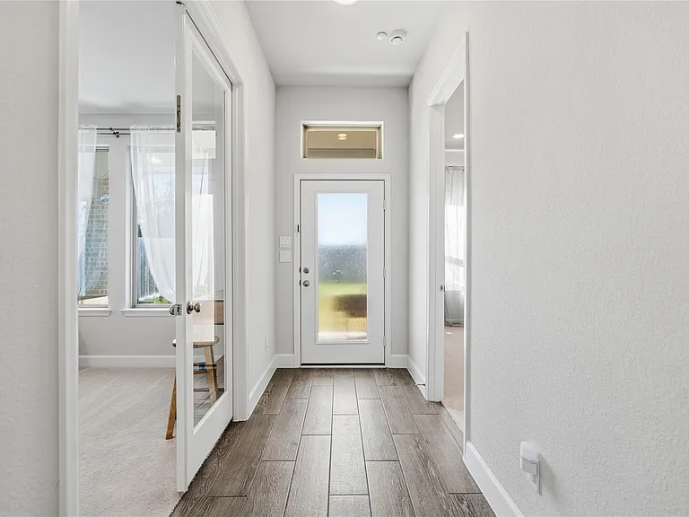 29427 Mesquite Oaks Dr — Photo 12