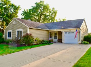 5784 Essex Ct, Hanover Park, IL 60133