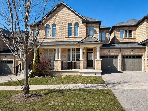 8 James Glover Dr, Markham, ON L6C 0W1