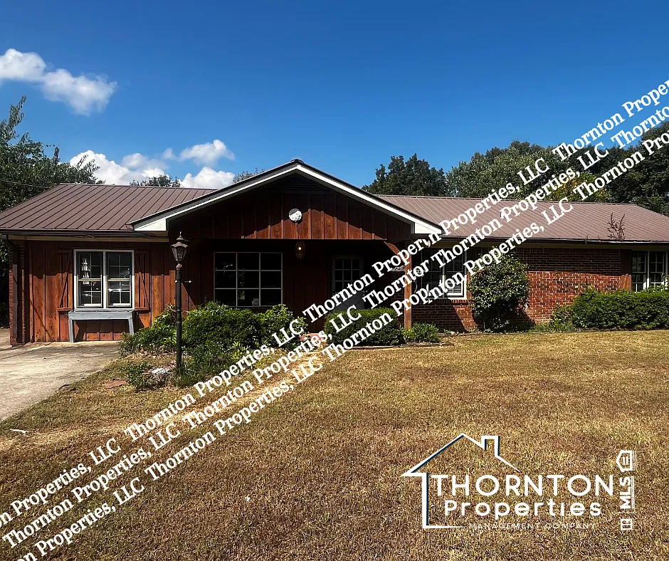 4 bed, 1625 sqft, $1,500 — Photo 1