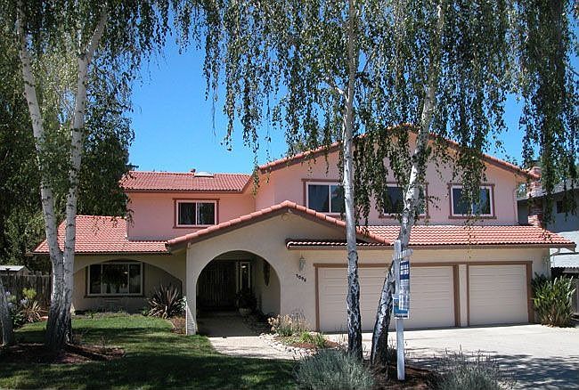 Spacious home along Llagas creek