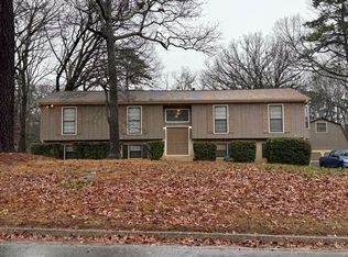 3886 Willowbrook Dr, Douglasville, GA 30135