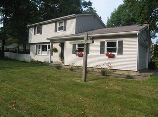 38 Garden Dr, Fairport, NY 14450