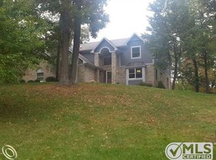4870 Mountain Vw, Brighton, MI