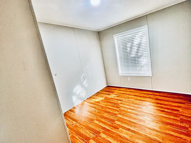 2635 Flamingo Dr — Photo 12