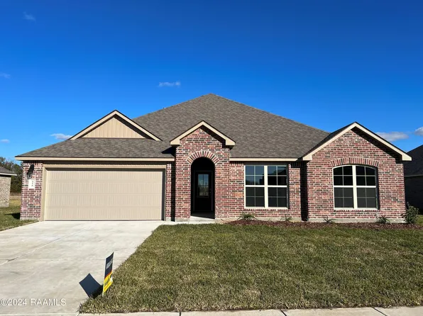 216 Hadley Ct, Breaux Bridge, LA 70517