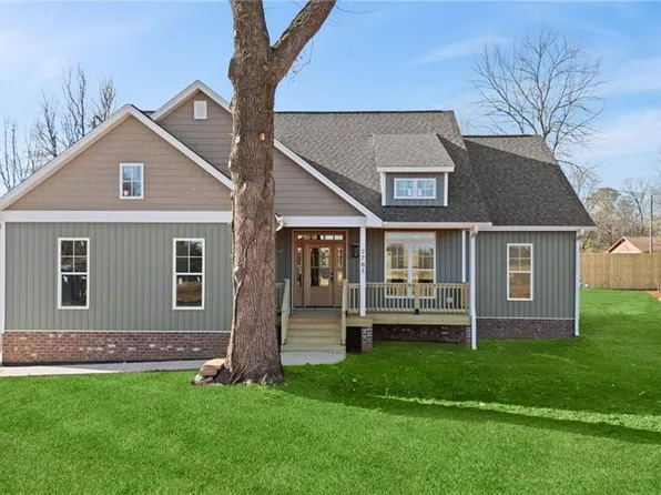 7705 Jackson School Rd, Browns Summit, NC 27214