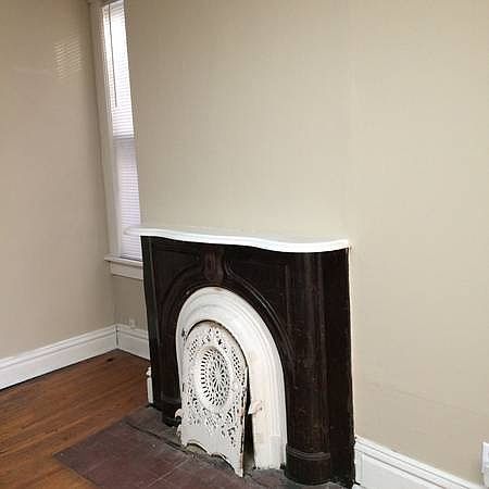 1st image of 636 Oak St APT 4