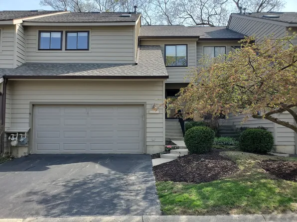 1504 Kirkwood Dr Unit 1504, Geneva, IL 60134