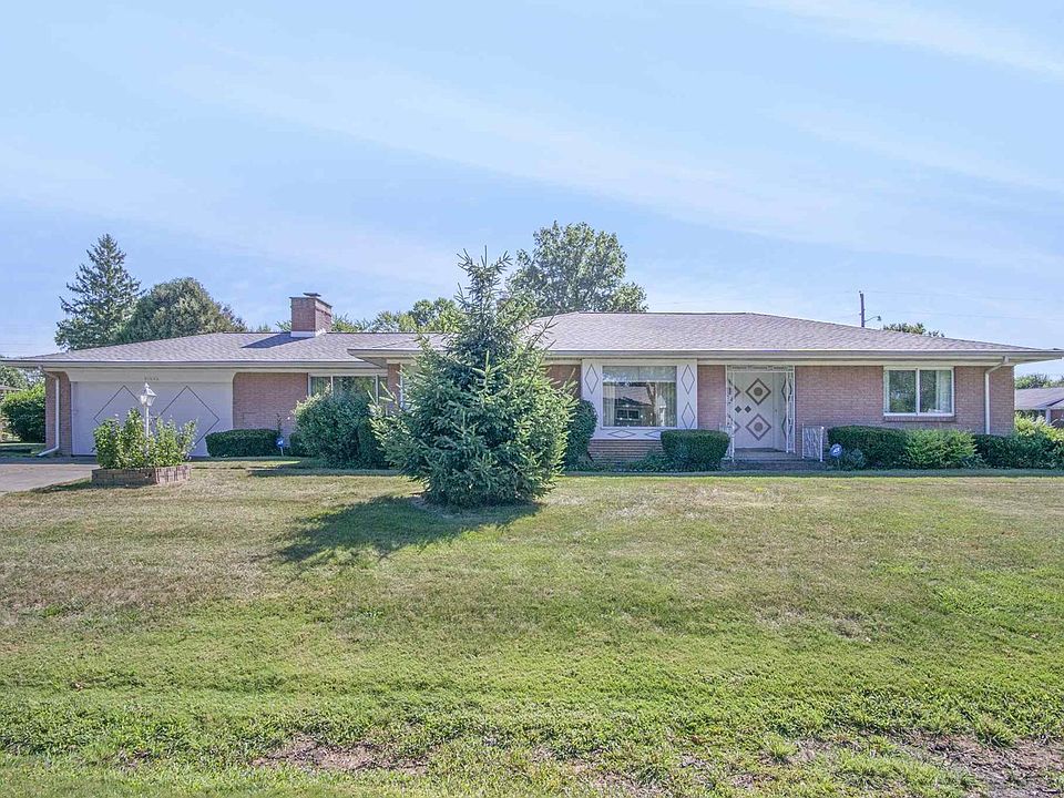 1st image of 61646 Elderberry Ln