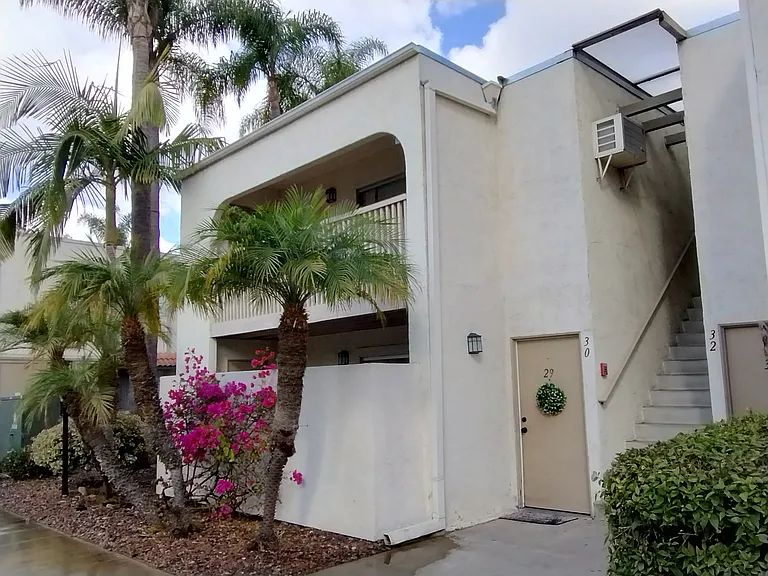 Black Mountain Villas — Photo 27