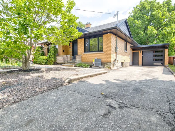 189 8th Ave, Kitchener, ON N2C 1S5