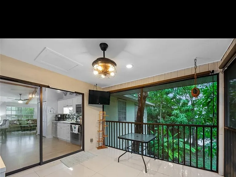 5354 16th Pl SW #G-3 — Photo 11