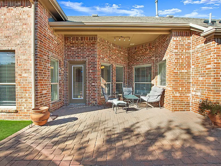 covered patio