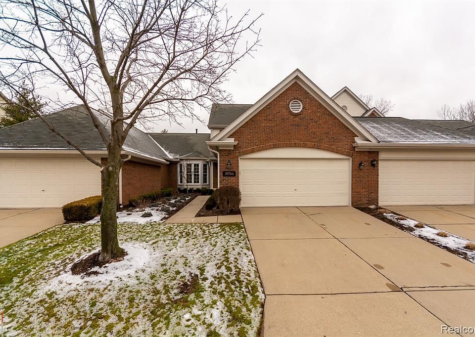 1st image of 39764 Glenview Ct