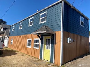 1911 Ocean Beach Blvd S, Long Beach, WA 98631