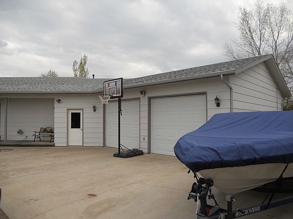 3rd image of 7336 10th St W