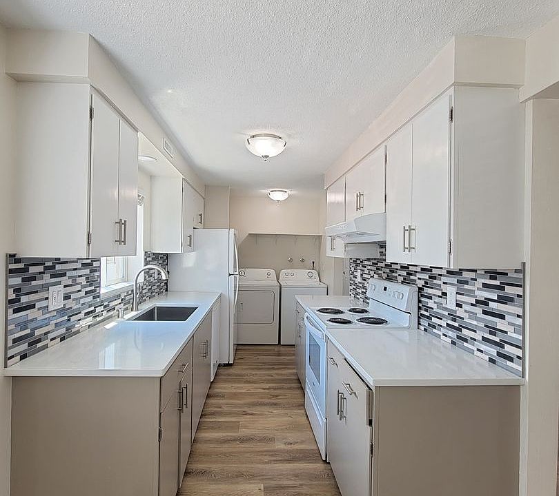 1st image of 1817 W Cartmell St #109