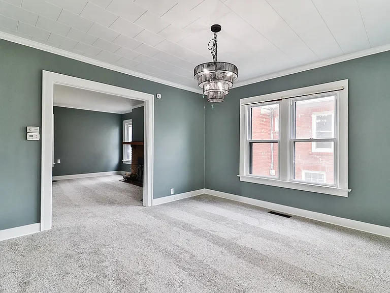 343 S Charles St — Photo 27