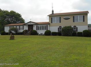 348 Spring Hill Dr, Hunlock Creek, PA 18621
