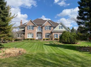 10616 Happy Trl, Woodstock, IL 60098