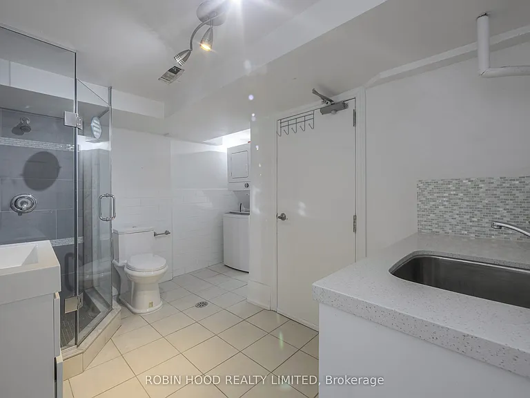 271 Albany Ave #1 — Photo 16