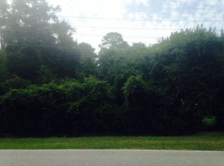 1490 Lawrence Rd, Saint Simons Island, GA 31522