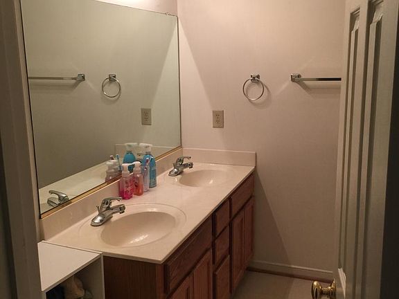 5th image of 8900 Jacobs Glenn Ct