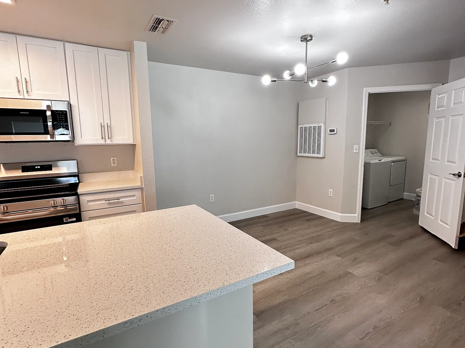 2 bed, 1150 sqft, $2,000 — Photo 1