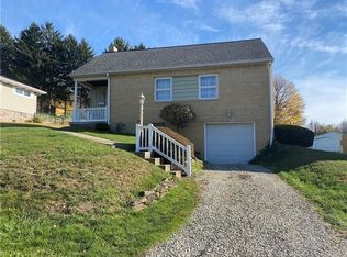 1216 Ellsworth Ave, Jeannette, PA 15644
