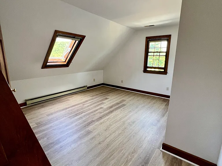 51 Hale St #3 — Photo 6