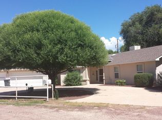 3 Zentner Rd, Los Lunas, NM 87031