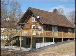 712 Indian River Bd Rd, Jacksboro, TN 37757