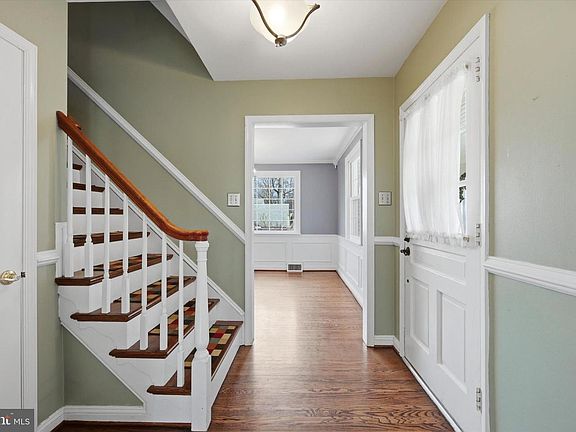 5th image of 436 Kerr Ln