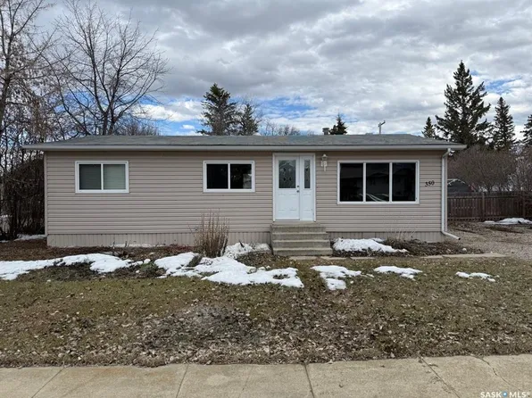 350 1st STREET E, Meota, SK S0M 1X0