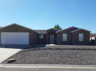 33 Alamosa Loop, Los Lunas, NM 87031