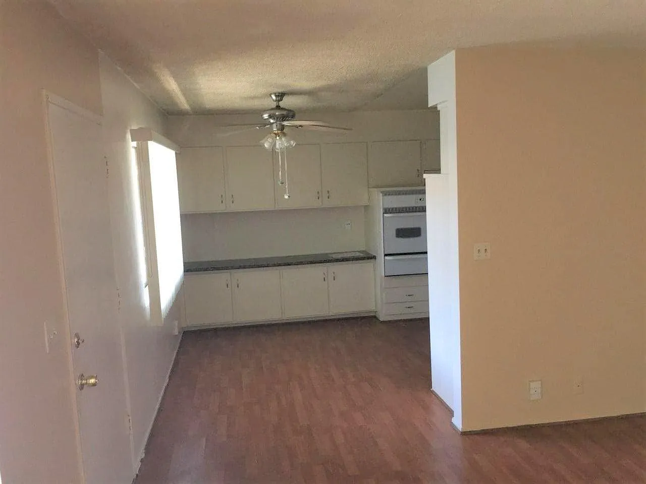1 bed, 700 sqft, $1,900 — Photo 2