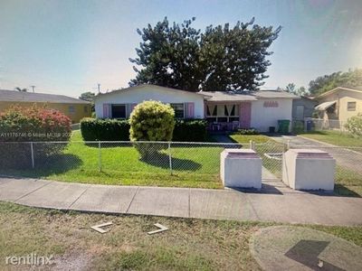 1210 NW 100th St, Miami, FL, 33147