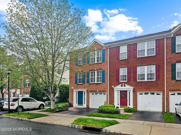 6 New Castle Street, Farmingdale, NJ 07727