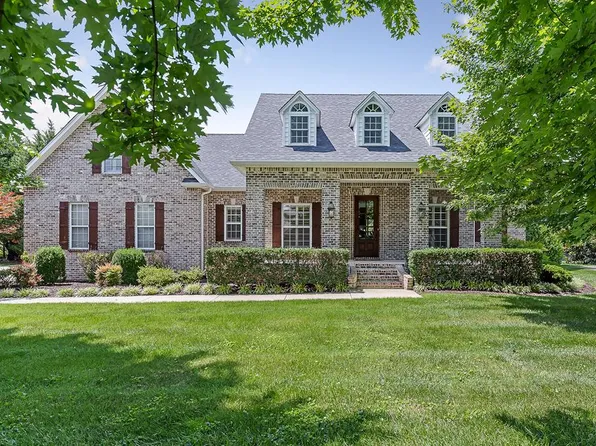 1735 Parker Pl, Cookeville, TN 38506