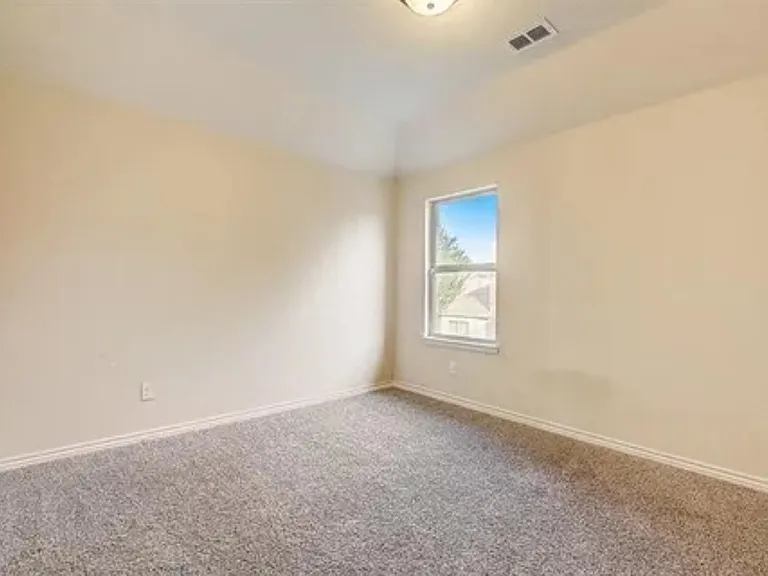 613 Cypress Hill Dr — Photo 8