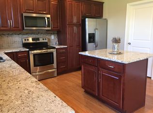105 Kingsdale Ct, Simpsonville, SC 29680