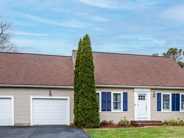 15 Headwaters Drive, West Yarmouth, MA 02673